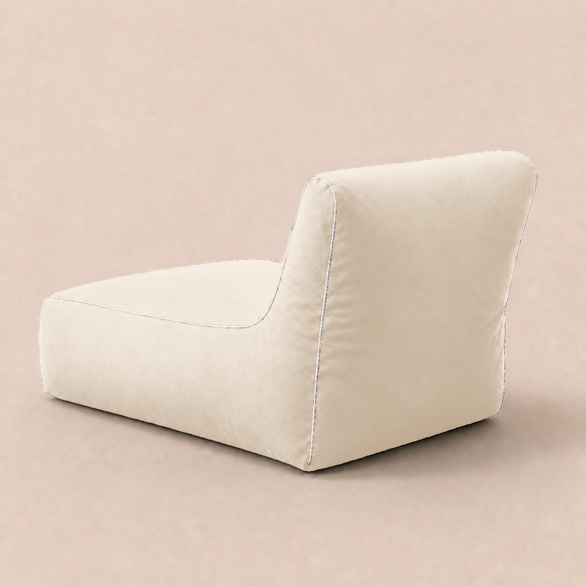 Puff exterior NubeOasis Arena, vista trasera, beige claro con ribete blanco