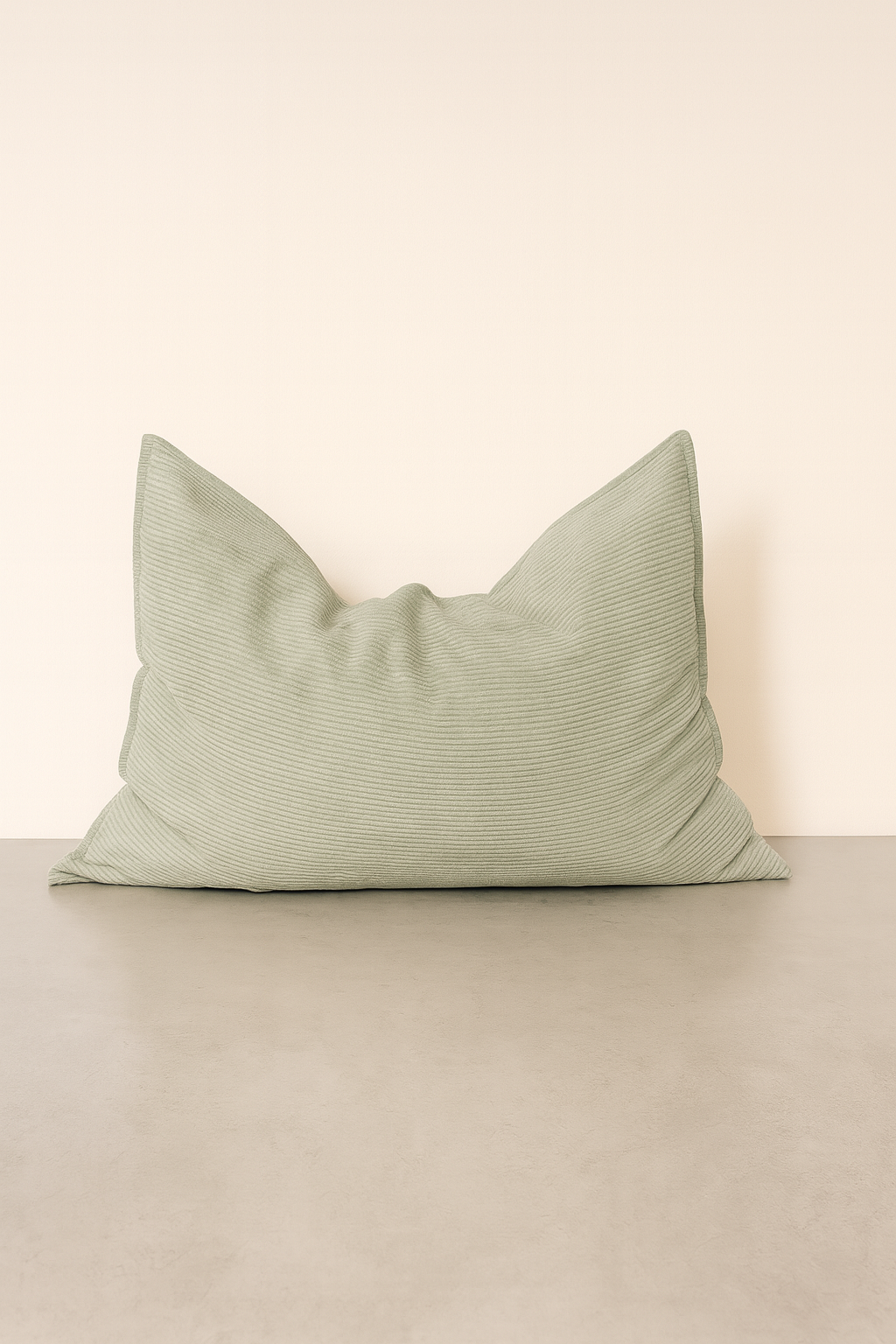 PANDI NUBEPUFF 4 en 1 gris, muestra de su estructura flexible y multifuncional, ideal para cualquier espacio.