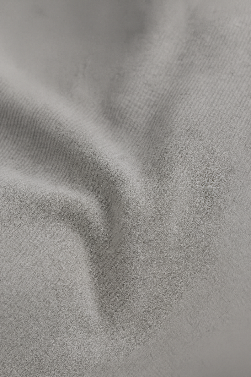 NubePuff Viscoelástico de PANDI, puff gris con funda lavable y diseño atractivo, perfecto para cualquier ambiente.